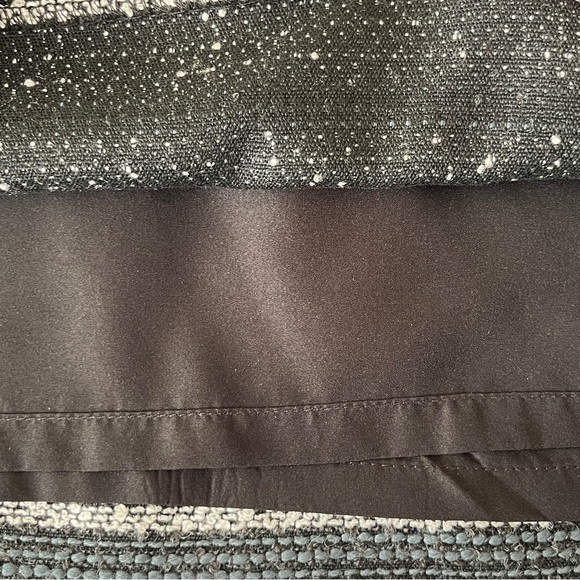 LOFT Outlet Blue & Grey Striped Textured Mini Pencil Skirt Size 8 - Picture 4 of 7